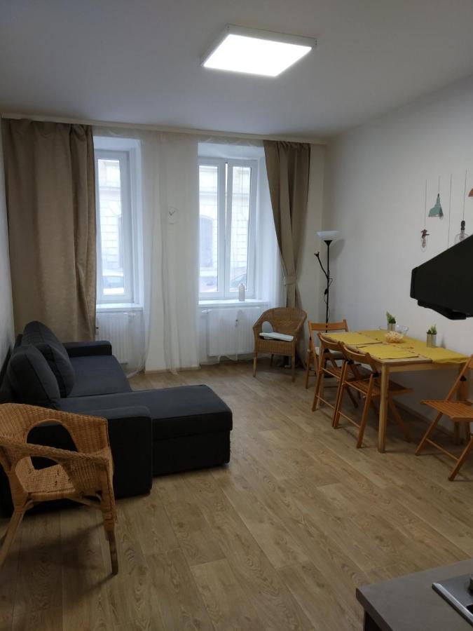 شقة Apartmans In The Center With Privat Parking برنو المظهر الخارجي الصورة