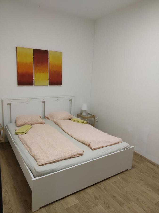 شقة Apartmans In The Center With Privat Parking برنو المظهر الخارجي الصورة