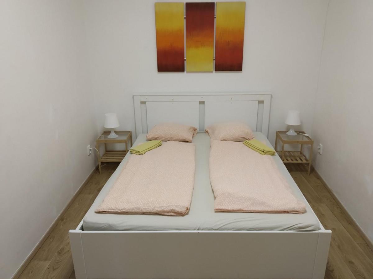 شقة Apartmans In The Center With Privat Parking برنو المظهر الخارجي الصورة